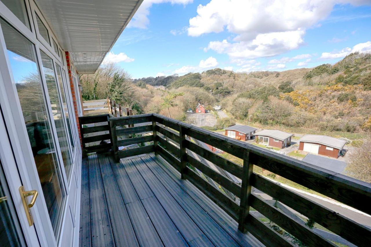 Caswell Beach Chalet 70 Located In Gower Peninsula Swansea Ngoại thất bức ảnh