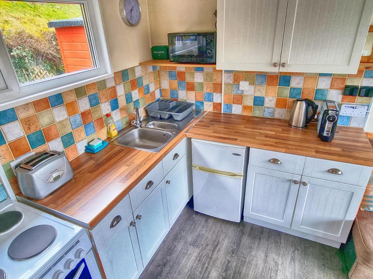 Caswell Beach Chalet 70 Located In Gower Peninsula Swansea Ngoại thất bức ảnh