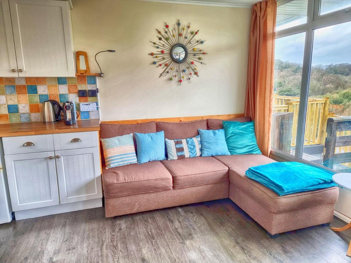 Caswell Beach Chalet 70 Located In Gower Peninsula Swansea Ngoại thất bức ảnh